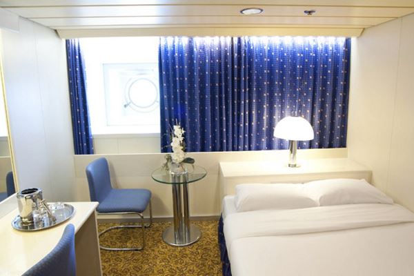 Carnival Horizon ® -