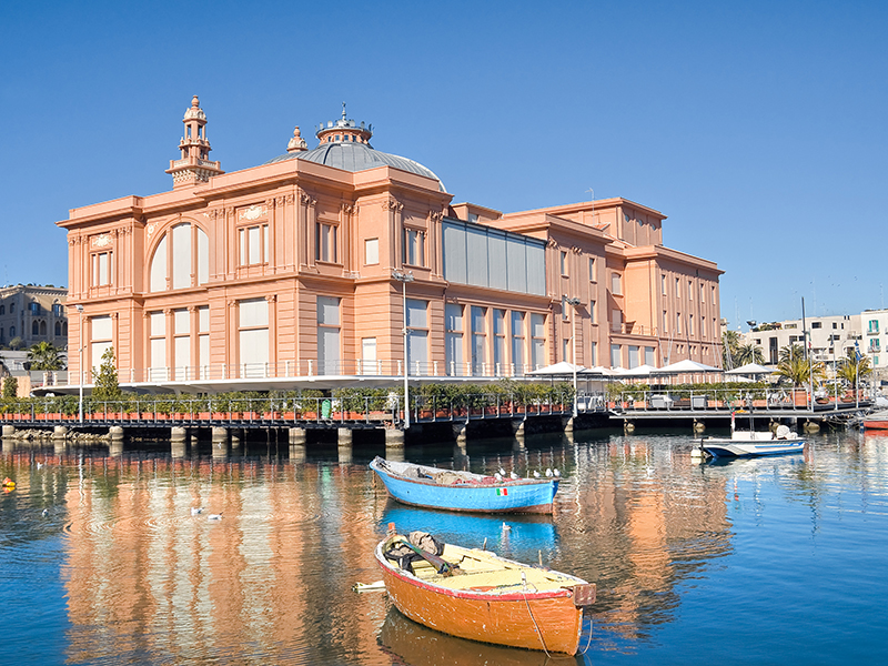 MSC Orchestra ile Amalfi Sahilleri, Alberobello ve Atina Gemi Turu