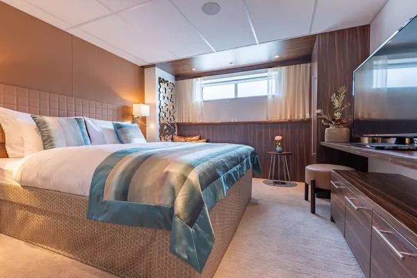 Amadeus Star - 1 Kat Standart Dış Kabin