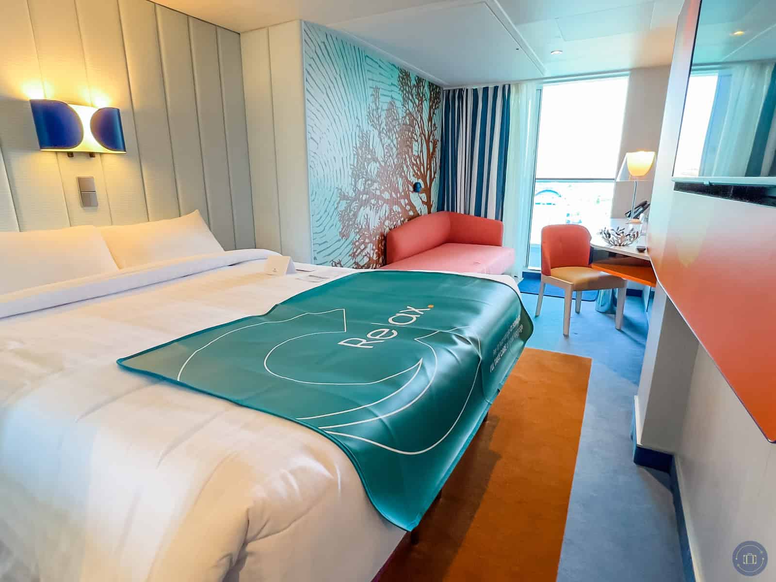 Costa Toscana - 5.Güverte Demir Balkonlu Kabin