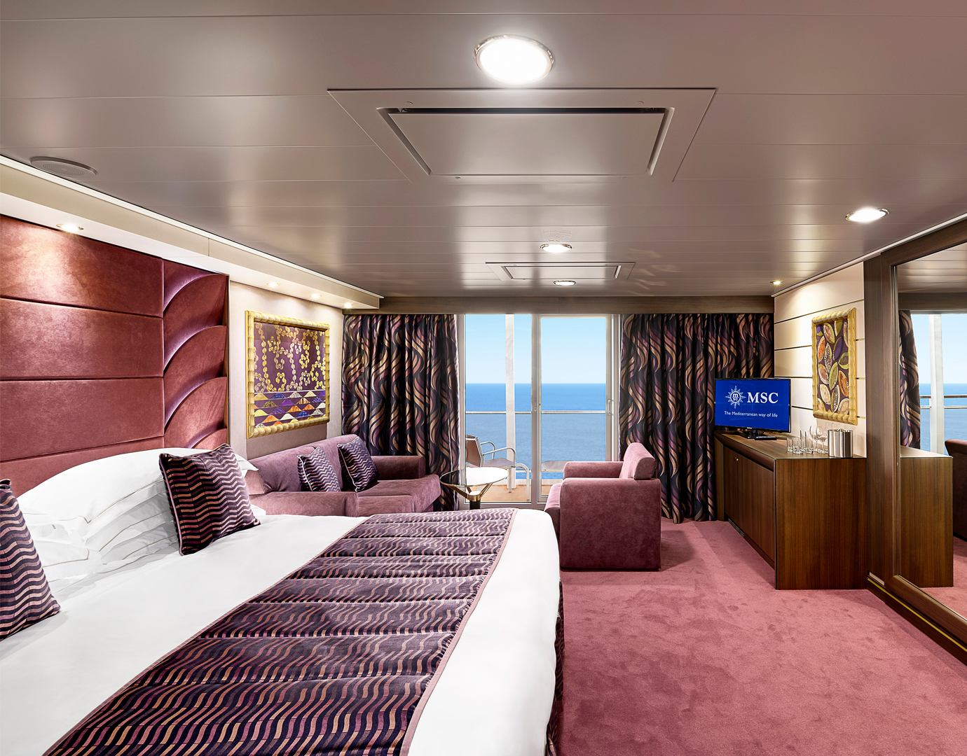 MSC Fantasia - MSC Yacht Club Suite Kabin Kat 15-16 (YC1)