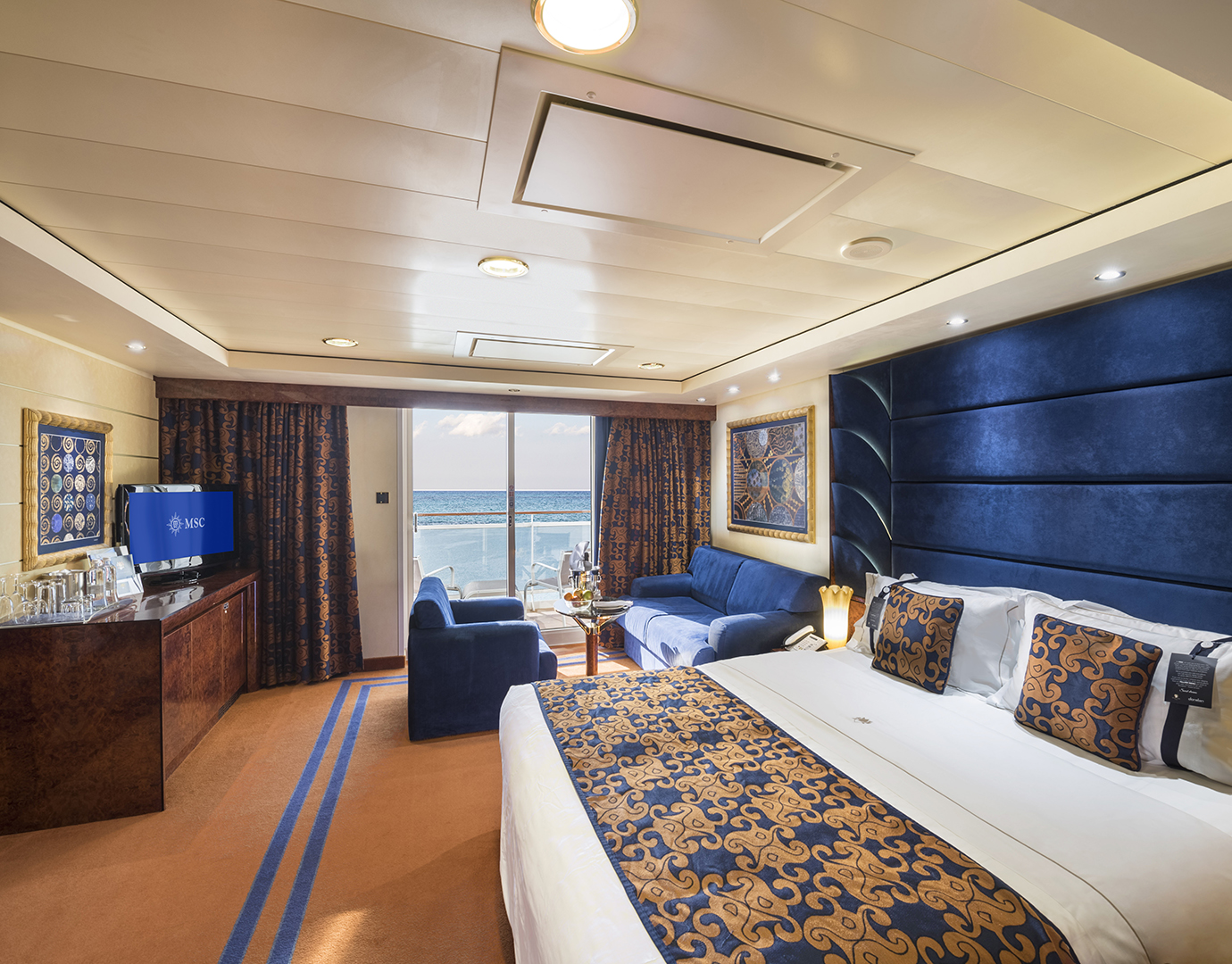 MSC Splendida - MSC Yacht Club Deluxe Grand Suite Kabin Kat 15-16 (YCP)