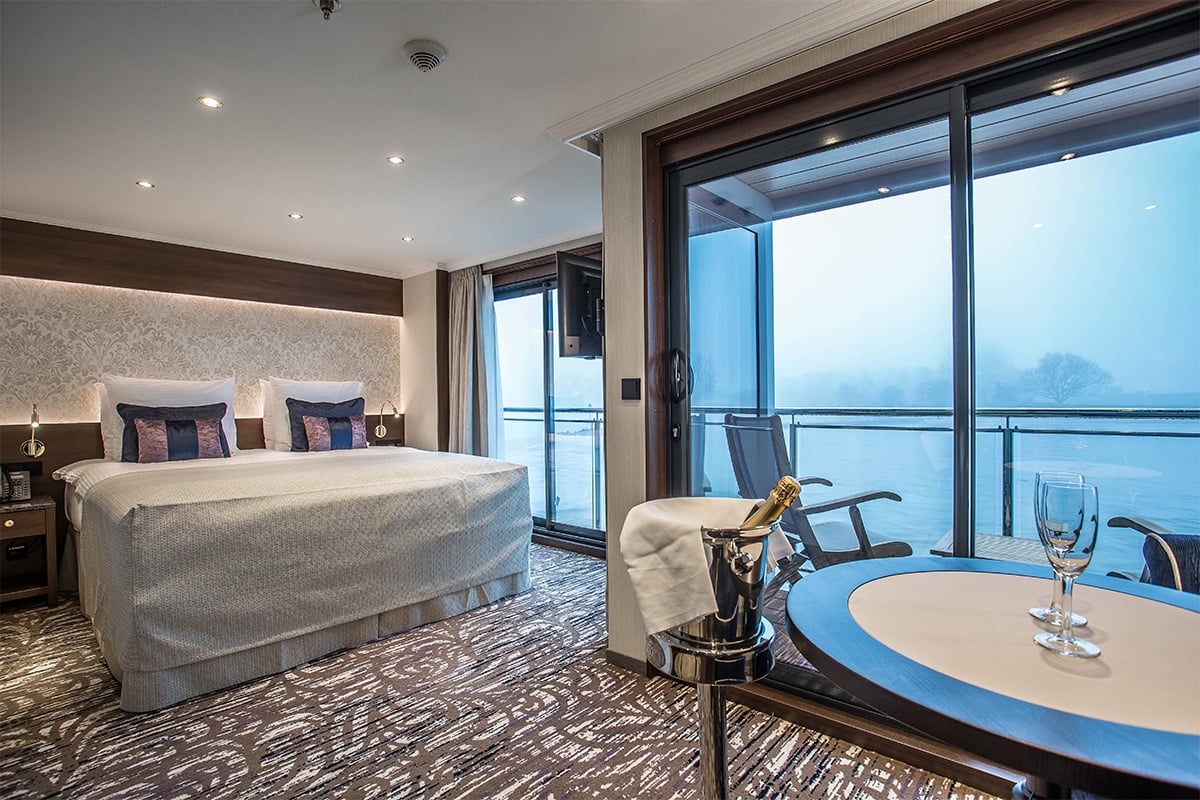 Viva Moments - Üst Kat French Balkonlu Süit Kabin  