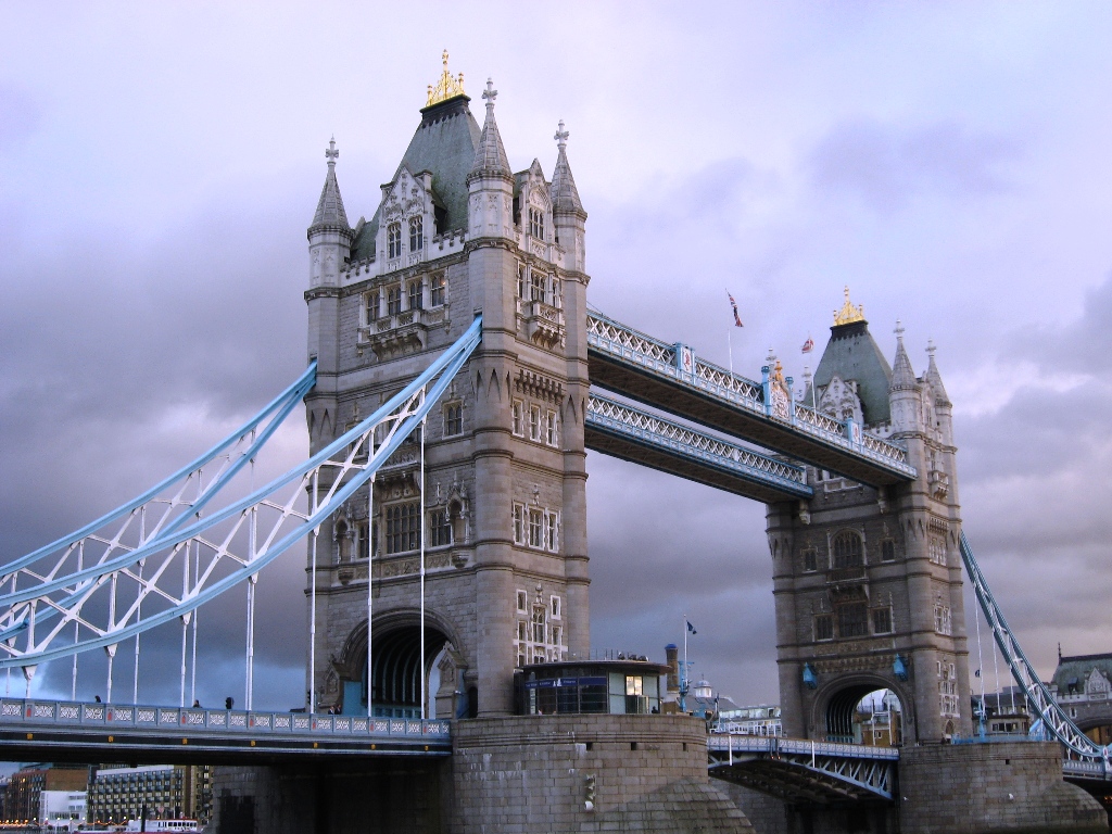 Carnival Legend ile İngiltere ve Komşuları Gemi Turu 