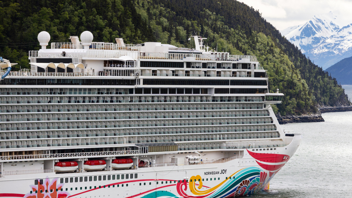 NCL Joy ile Alaska`nın Büyüsü Gemi Turu