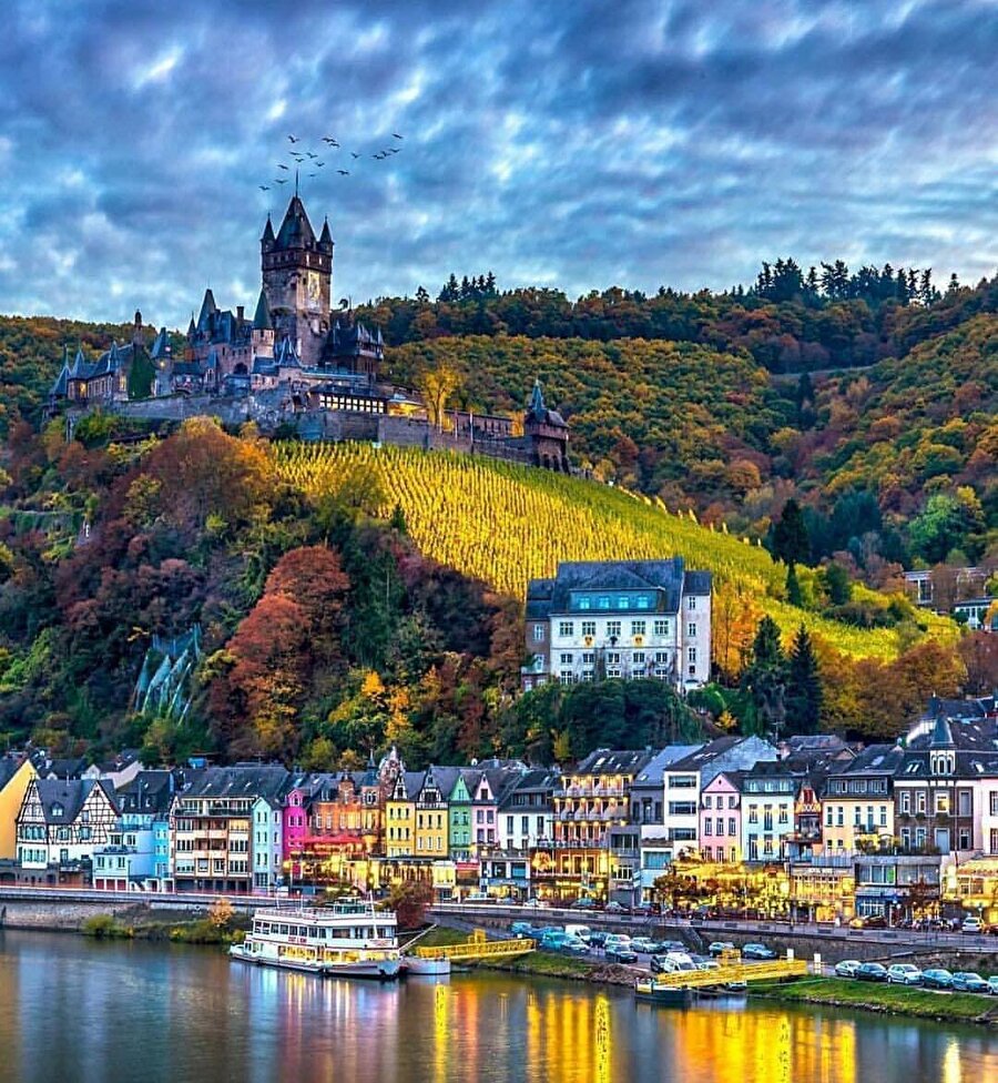 Amadeus Queen ile Baştan Sona Reh Nehri ve Mosel Turu