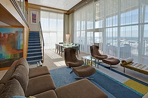 Allure of the Seas - Royal Loft Suite (RL)
