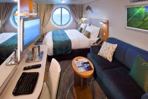 Oasis of the Seas - Quad Ocean View Stateroom Guarantee (YQ)