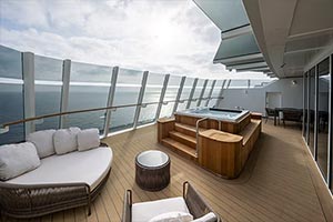 MSC World America - MSC YACHT CLUB OWNER'S SUITE DECK 16-18 (YC4)